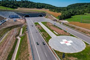 S3 Lądowisko dla helikopterów przed tunelem TS-26 (foto K.Pączkowski)